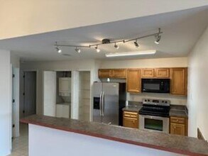 6880 Skaff Ave in Jacksonville, FL - Building Photo - Building Photo