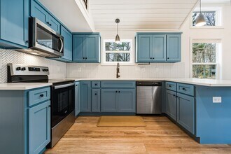 5102 Lazywood Ln in Durham, NC - Building Photo - Building Photo