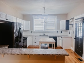 238 Cleveland Ave in Lynchburg, VA - Building Photo - Building Photo