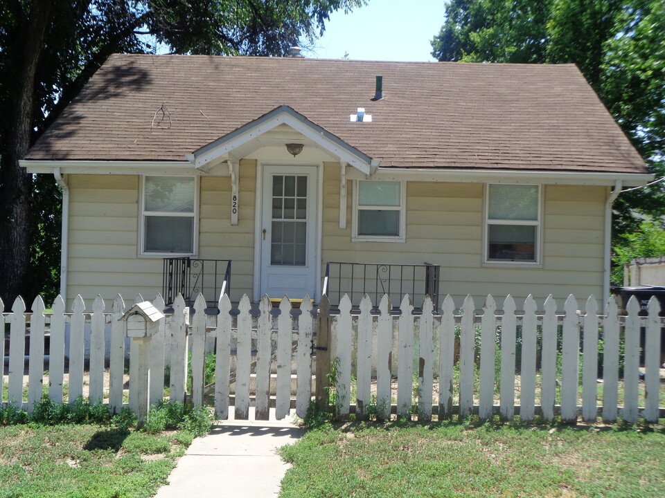 820 22nd St in Greeley, CO - Building Photo