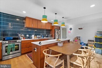 11531 Hickory Cluster in Reston, VA - Building Photo - Building Photo