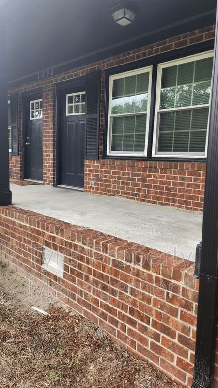 property at 1008 Brownlea Dr