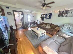 1230 Broadway, Unit 3 in Somerville, MA - Building Photo - Building Photo
