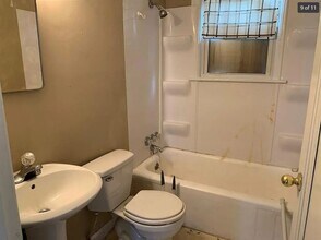 2208 S Hackley St in Muncie, IN - Building Photo - Building Photo