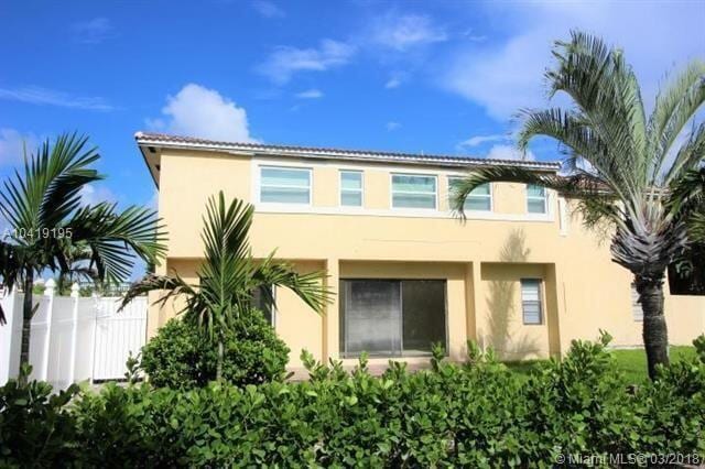 property at 3201 Bayview Dr