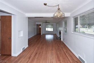 3146 Warren Rd in Cleveland, OH - Building Photo - Building Photo