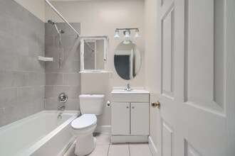 709 N Linwood Ave in Baltimore, MD - Building Photo - Building Photo