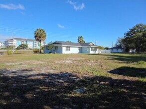 17026 FL-54 in Lutz, FL - Building Photo - Building Photo