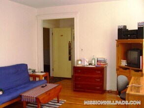 49 Worthington St, Unit 42 in Boston, MA - Building Photo - Building Photo
