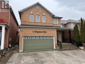 14 Lampman Dr in Toronto, ON - Building Photo