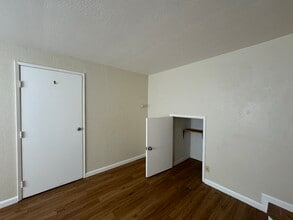 211 Catalina Ave in Pacifica, CA - Building Photo - Building Photo