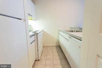 130 Arch St in Philadelphia, PA - Building Photo - Building Photo