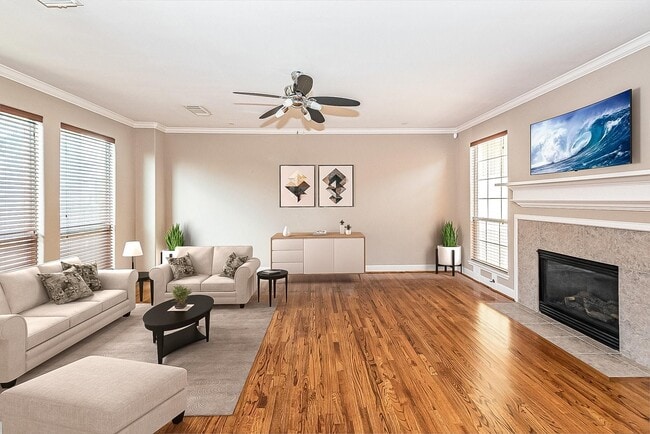 property at 1113 Peveto St