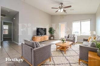 21621 W Watkins St, Unit 4-415 in Buckeye, AZ - Foto de edificio - Building Photo