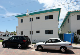 340 Fillmore St in Hollywood, FL - Building Photo - Building Photo