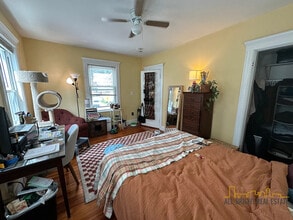 136 Brooks St, Unit 136 in Boston, MA - Building Photo - Building Photo