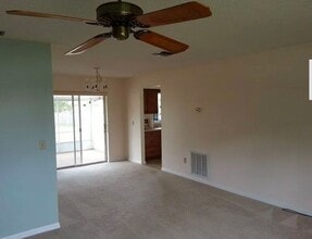 1511 Lavilla St in Deltona, FL - Building Photo - Building Photo