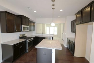 313 Annandale Dr in Fort Mill, SC - Building Photo - Building Photo