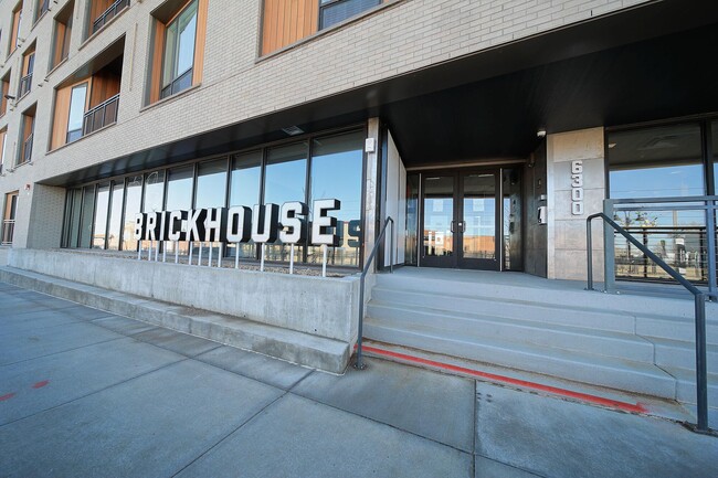 Brickhouse at Lamar Station in Lakewood, CO - Building Photo - Building Photo