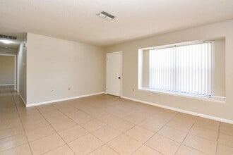 27 Sapphire Run in Ocala, FL - Building Photo - Building Photo