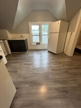 1616 Prospect St-Unit -Upper in La crosse, WI - Building Photo - Building Photo