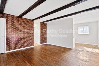 1324 Columbus Dr in St. Louis, MO - Building Photo - Building Photo