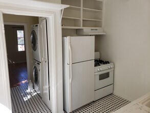 2137 Vine St, Unit 2137VineSt.90068 in Los Angeles, CA - Building Photo - Building Photo