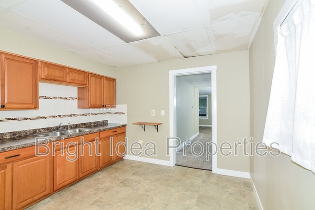 property at 454 Sherburne Ave
