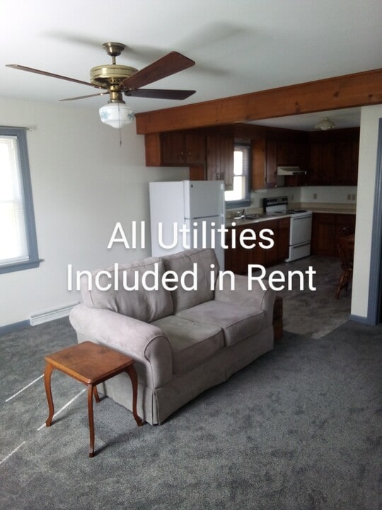 703 Monroe St, Unit 703-B Monroe St in Farmville, VA - Building Photo