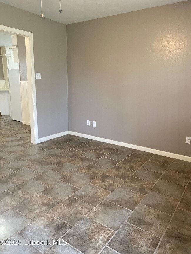 3107 Aberdeen Ave in Lubbock, TX - Building Photo - Building Photo