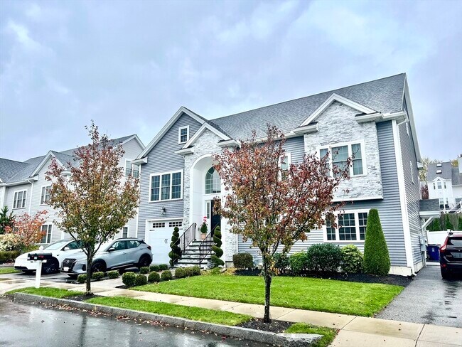 259 Oakwood Ave in Revere, MA - Building Photo - Building Photo