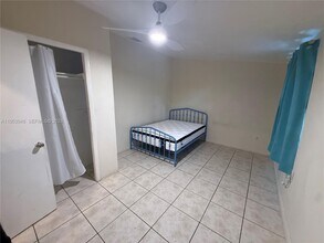 3501 SW 40th Ave in West Park, FL - Building Photo - Building Photo