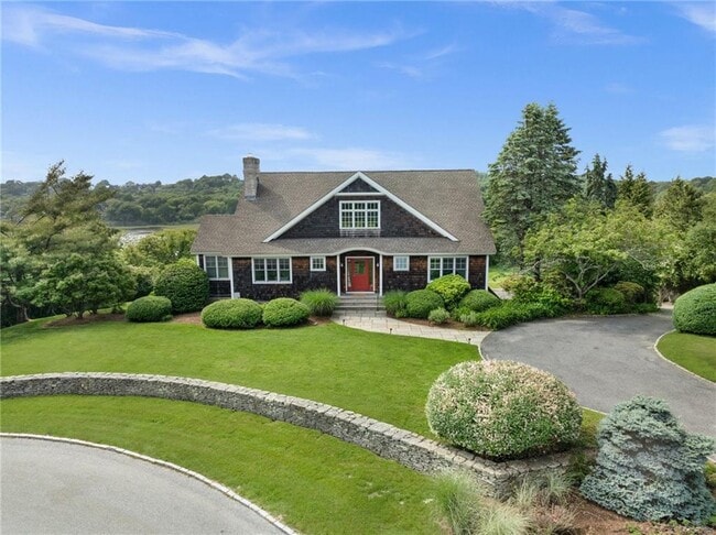 property at 21 Ocean Heights Rd