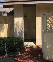 4424 W Douglas Ave, Unit 4424 in Visalia, CA - Building Photo - Building Photo