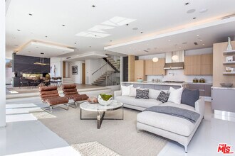 1413 Queens Rd in West Hollywood, CA - Building Photo - Building Photo