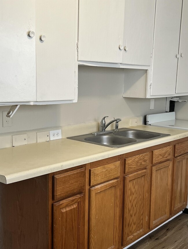 property at 2703 Wingate Ave