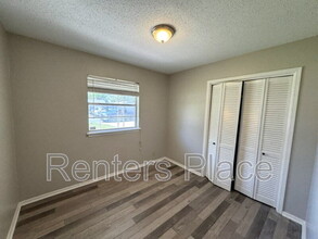 1621 S 118th E Ave in Tulsa, OK - Foto de edificio - Building Photo