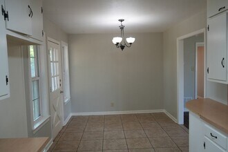 3008 47th St in Lubbock, TX - Building Photo - Building Photo