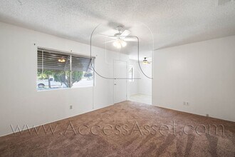392 Callao St in Hemet, CA - Building Photo - Building Photo