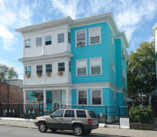 298 Lawrence St in Lawrence, MA - Building Photo - Building Photo