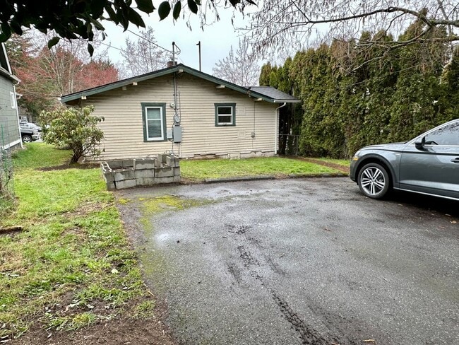 1142 Ellis St in Bellingham, WA - Building Photo - Building Photo