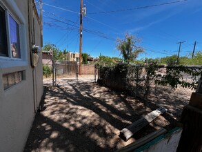 2111 Silver Ave SE in Albuquerque, NM - Building Photo - Building Photo