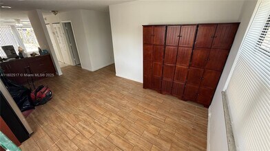 3381 NW 75th Terrace in Lauderhill, FL - Building Photo - Building Photo