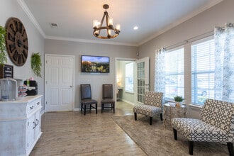 Cypress Bend Village Apartments in Beaumont, TX - Foto de edificio - Interior Photo