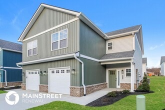2059 N Sarah Dr in Jeffersonville, IN - Building Photo - Building Photo