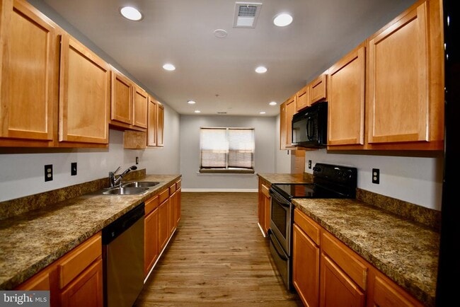 11234 Hannah Way in Kettering, MD - Building Photo - Building Photo