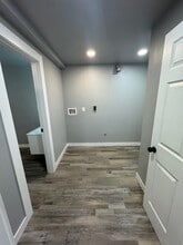 2400 N 7th St in Bismarck, ND - Foto de edificio - Building Photo