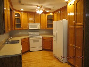 3440 Landmark Dr in Sumter, SC - Building Photo - Building Photo