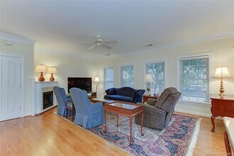 4609 Town Creek Dr in Williamsburg, VA - Building Photo - Building Photo