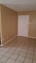 902-B Bret Ln, Unit B in Austin, TX - Building Photo - Building Photo